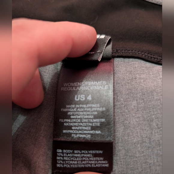 Woman's the north face skort - Picture 3 of 4